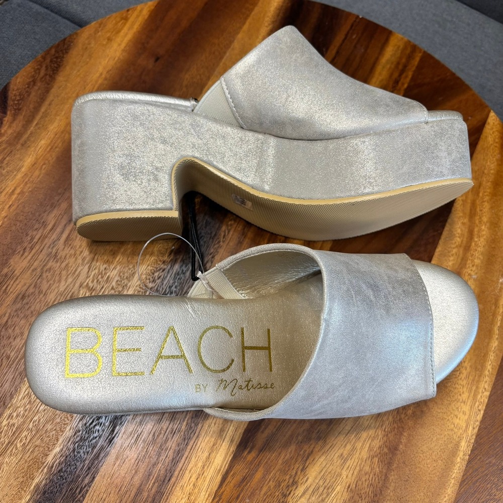 Y2K style platform, Beach, Champagne Gold Metallic Platform Slide Sandals, 10
